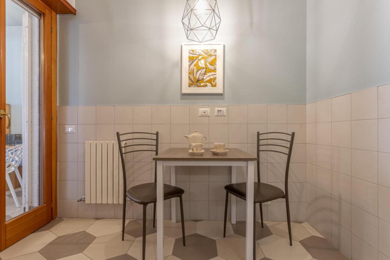 Elfaro Kitty - Stylish Apartment Close To S. Peter Roma Dış mekan fotoğraf